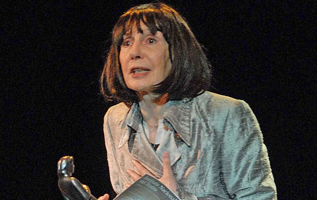 Elena Tasisto recibió un Konex de Platino en 2011 por su labor en teatro.