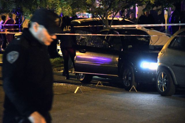 El Audi A4 donde fue asesinada una pareja y su pequeño hijo el 23 de abril de este año.