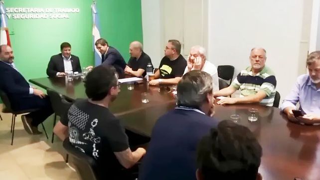 En la audiencia se marcó el desacuerdo entre UTA y San José UTE sbre el artículo 225 de la Ley de Contrato de Trabajo. El 3 de diciembre habrá otra reunión