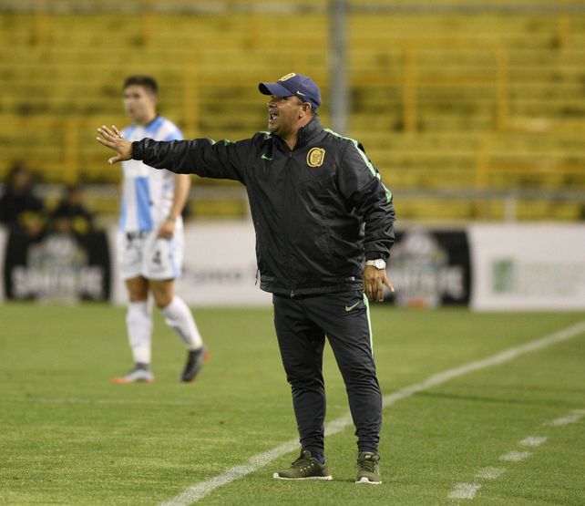 El gran ganador. Leo Fernández armó un equipo que supo jugar bien al fútbol y también demostrar personalidad.