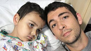 Hallaron al niño que fue sacado a la fuerza de un hospital inglés