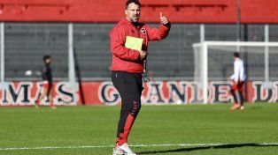 Cristian Fabbiani busca darle un impulso ofensivo a la formación de Newells.