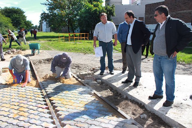 Avanza la conexión vial entre Fomento 9 de Julio y Barranquitas