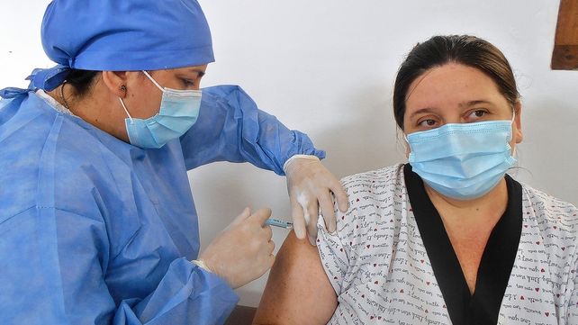 La vacunación se inició en otros 11 hospitales de Entre Ríos