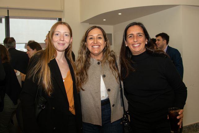 Camila Cieri, Marina Albanese y Luz Cuadra
