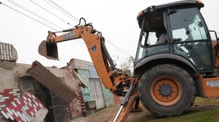 Se dieron dos nuevos derribos de búnkeres en Villa Gobernador Gálvez.