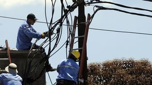 Luz y fuerza amenaza con un paro por tiempo indeterminado en la EPE