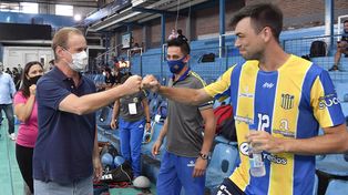 Bordet saludó a jugadores de Paracao y destacó la burbuja sanitaria que armaron en Paraná