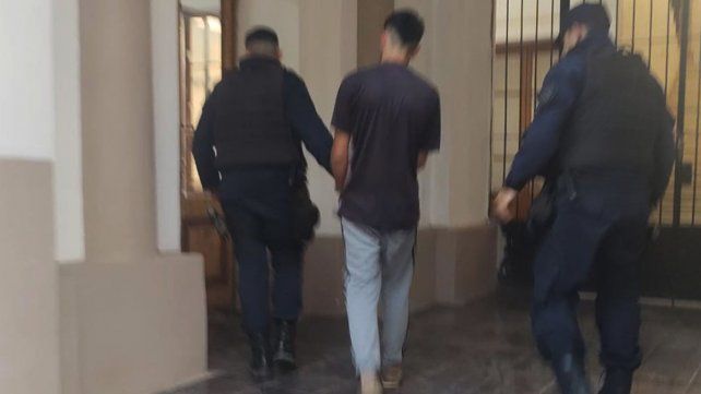 Un hombre fue detenido en La Paz tras ser denunciado por su familia.