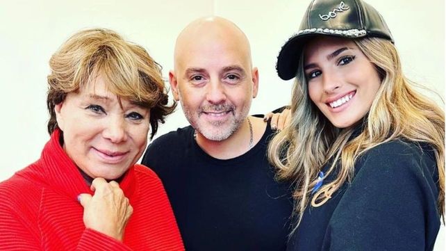Julieta firmó contrato hace unos días para formar parte de la obra Coqueluche