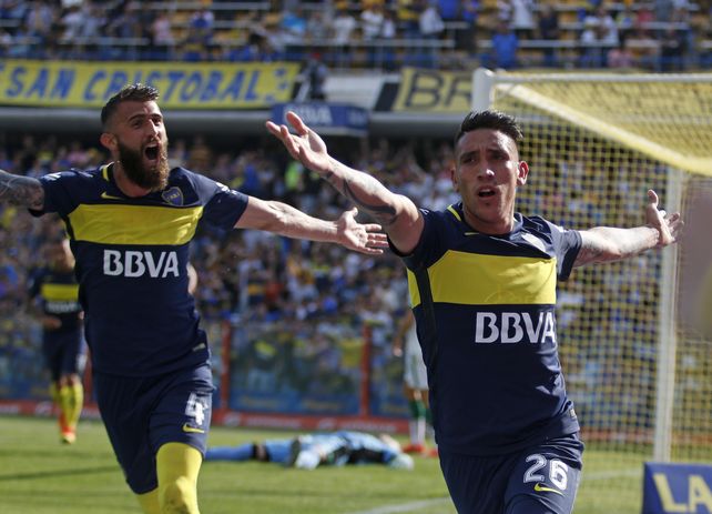 Centurión festeja el gol que marcó a los 33 del primer tiempo.