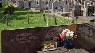 Profanaron las tumbas de Carlos Menem y su hijo en el Cementerio Islámico