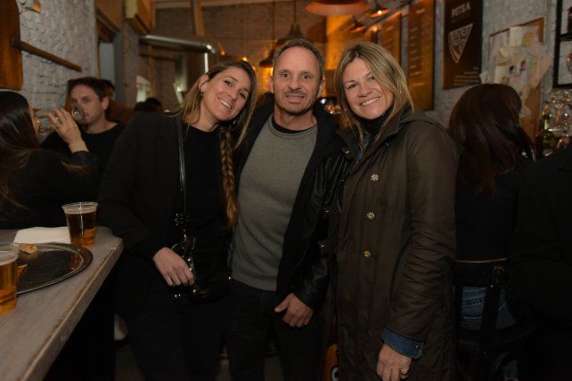Jorgelina Flores, Pablo Gagliardo y Analia Roca.