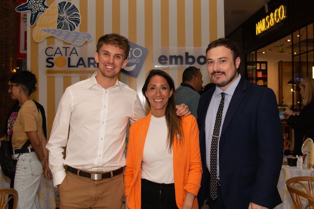 Lucio Colombo, Agostina Raffin y Felipe Leonel