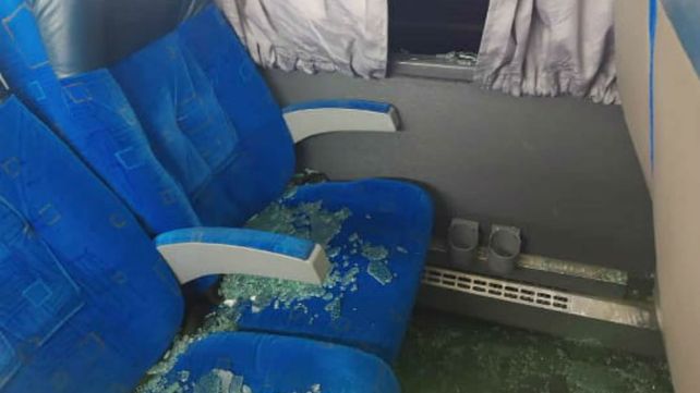 Los vidrios estallaron en un par de ventanillas.&nbsp;