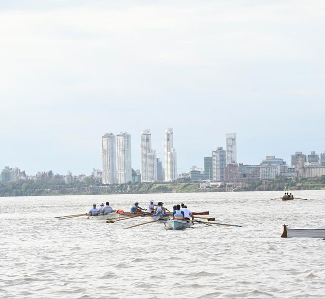 Náutico Rosario sede de una travesía que convoca al remo de toda la región