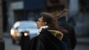 El tiempo en Rosario: jueves con un poco de lluvia, nubes y mucho viento