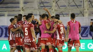 La Superliga eligió a dos jugadores de Unión en su equipo ideal