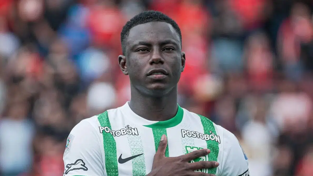 Polémica en Boca: el posteo de Marino Hinestroza con un cuchillo antes de su llegada a la Argentina