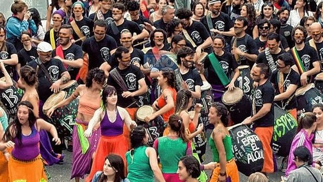 Saberes. Las culturas comunitarias africana y del Abya yala celebradas en los Contrafestejos de Paraná.
