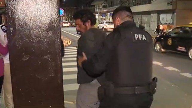 Robó durante una semana en la misma zona hasta que lo detuvieron los vecinos