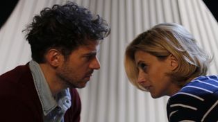 Dudas. Mónica Antonópulos y Ezequiel Tronconi encarnan a un matrimonio que debate si tener hijos o no.&nbsp;