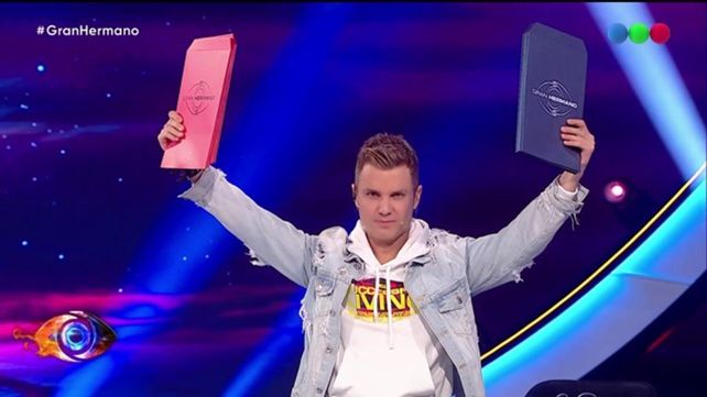 Santiago del Moro anticipó que exparticipantes podrían ingresar a la casa de Gran Hermano.