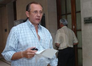 Lerche ironizó en las redes sociales y aclaró que no se burló de la Policía santafesina