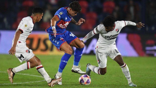 Tigre busca recuperarse en Victoria ante el entonado Newells