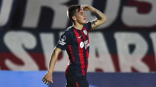 Un club de Entre Ríos aparece entre los embargos que complican a San Lorenzo.