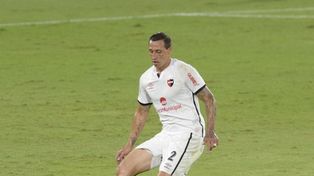Cristian Lema. El Sicario es el último hombre de la línea de fondo.&nbsp;