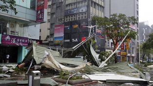Un tifón dejó seis muertos y causó serios destrozos en Taiwán