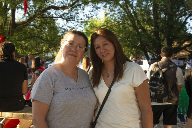 Alejandra González y Mariela Fernández