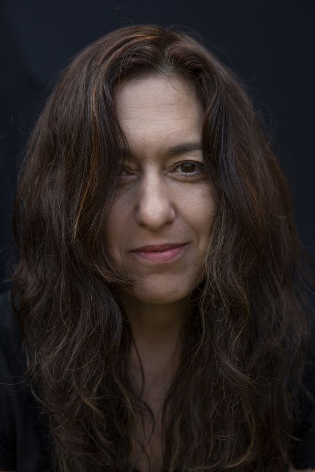 “Tenía la pregunta de qué movilizaba hoy a mis hijos adolescentes, a la juventud, en un momento en el que el feminismo atravesó completamente la vida estudiantil”, dijo la directora Leonora Kievsky.