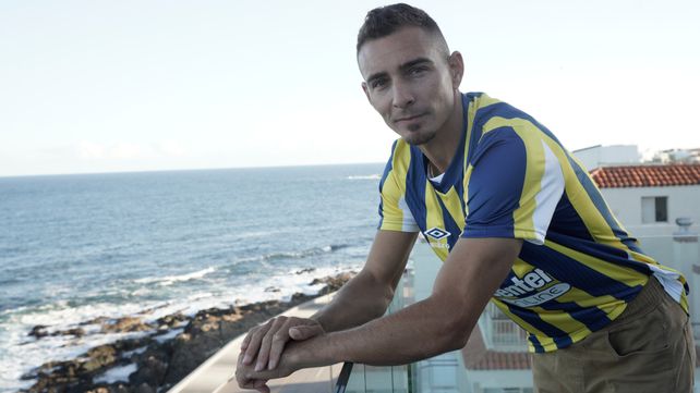 Marco Ruben posa para la producción de Ovación