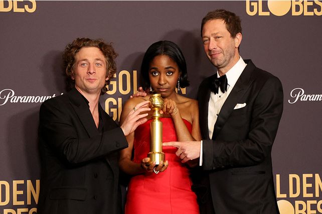 Jeremy Allan White y&nbsp; Ayo Edebiri