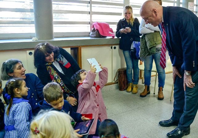 Santa Fe incorpora tablets a las salas de 150 jardines de infantes