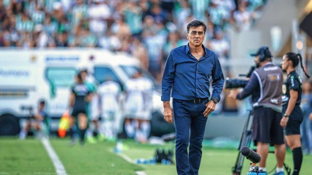 Gustavo Quinteros será el nuevo director técnico de Independiente