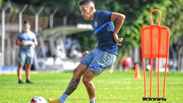 San Lorenzo busca rescindir el contrato con Ricardo Centurión por sus reiteradas ausencias a los trabajos.