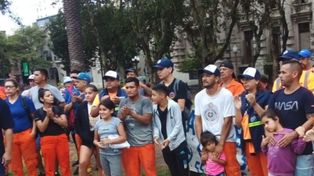 Los trabajadores y trabajadoras del puerto pasarán las fiestas sin cobrar sus salarios.