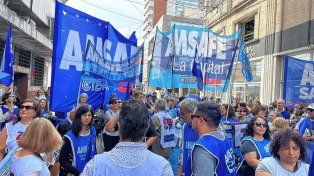 Reclamo de Amsafé frente a la Caja de Jubilaciones: El gobierno miente