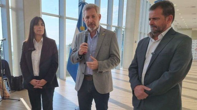 El gobernador Rogelio Frigerio participó de un agasajo a periodistas.