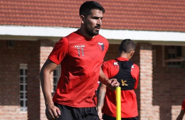 Lucas Viatri se fue de Colón y asoma un juicio millonario.&nbsp; &nbsp;