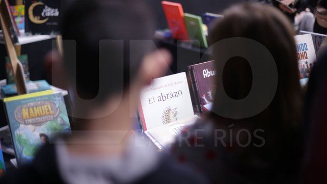 La Feria del Libro Paraná Lee continúa en la Sala Mayo hasta el lunes 21