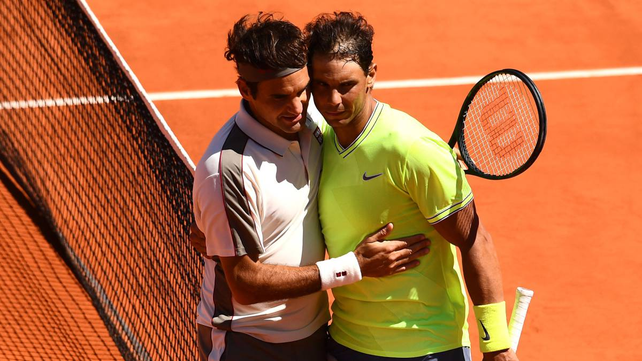 Federer felicitó a Nadal por el título en Roland Garros