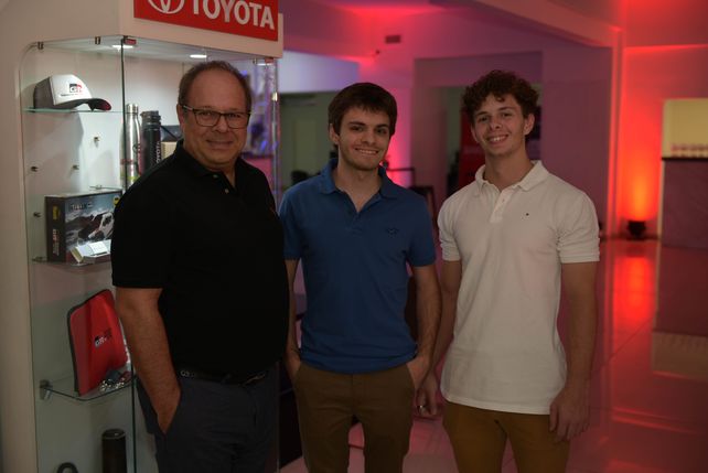 Carlos, Lucas e Ignacio  Diedrich
