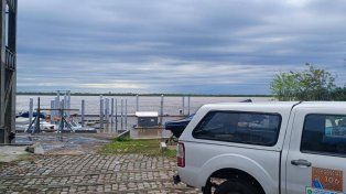 Base de operaciones de la Prefectura Naval donde retiraron el cuerpo del hombre encontrado en el río Paraná