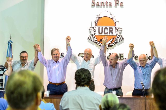 Fuerte aval de la UCR a la fórmula Lifschitz -Fascendini y a la lista de diputados